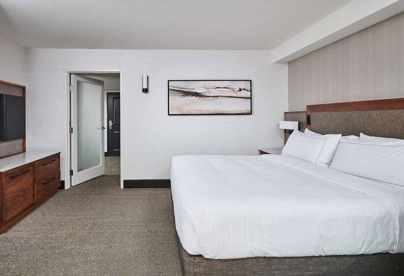 Balkonlu Süit, Doubletree By Hilton Fullerton