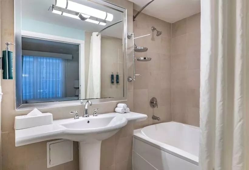 سوئیت 2 خوابه, Hilton Vacation Club Crescent On South Beach Miami
