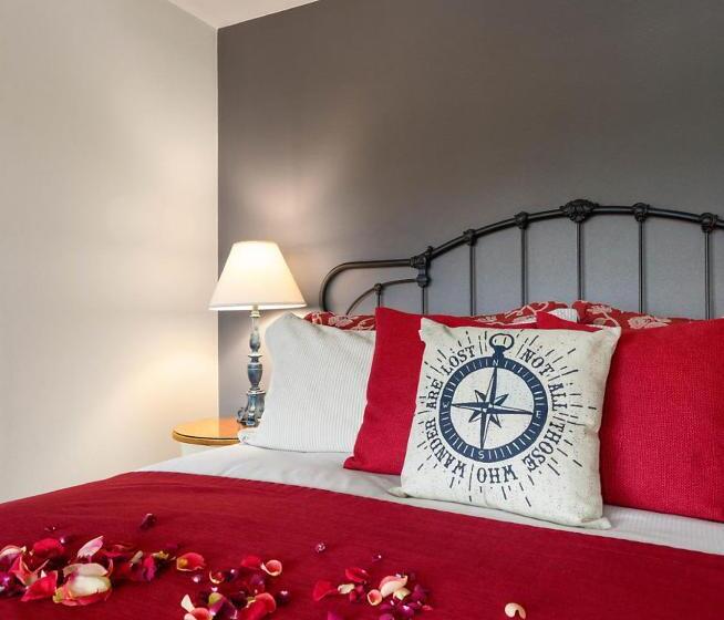 جناح ذو إطلالة, La Conner Channel Lodge