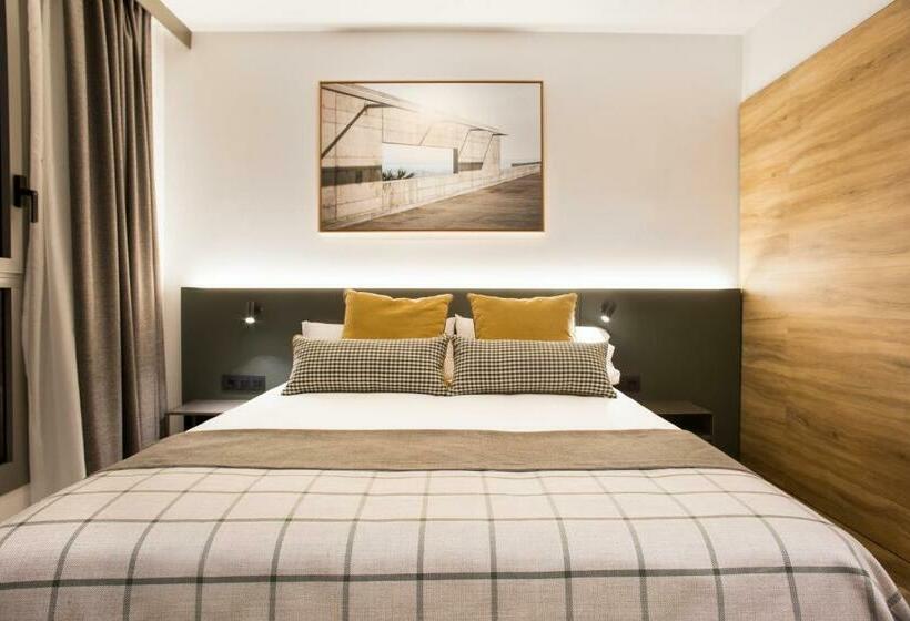 اتاق استاندارد, Acta Voraport