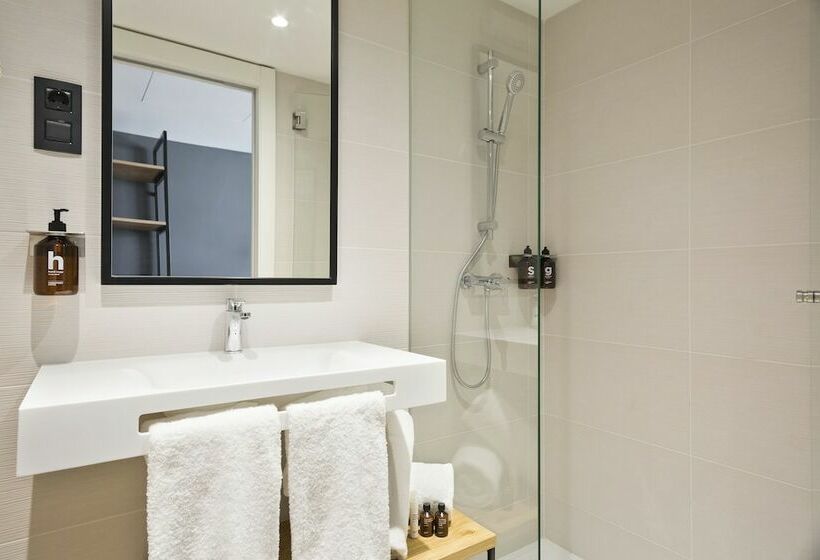 اتاق سوپریور, Acta Voraport