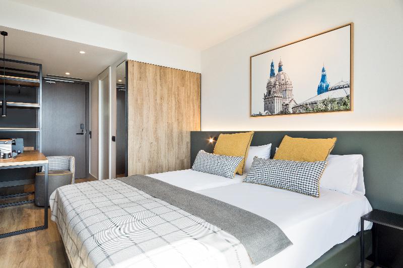 اتاق سوپریور با چشمانداز, Acta Voraport