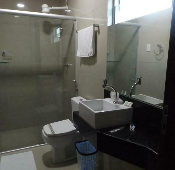 اتاق استاندارد سه نفره, Altiplano