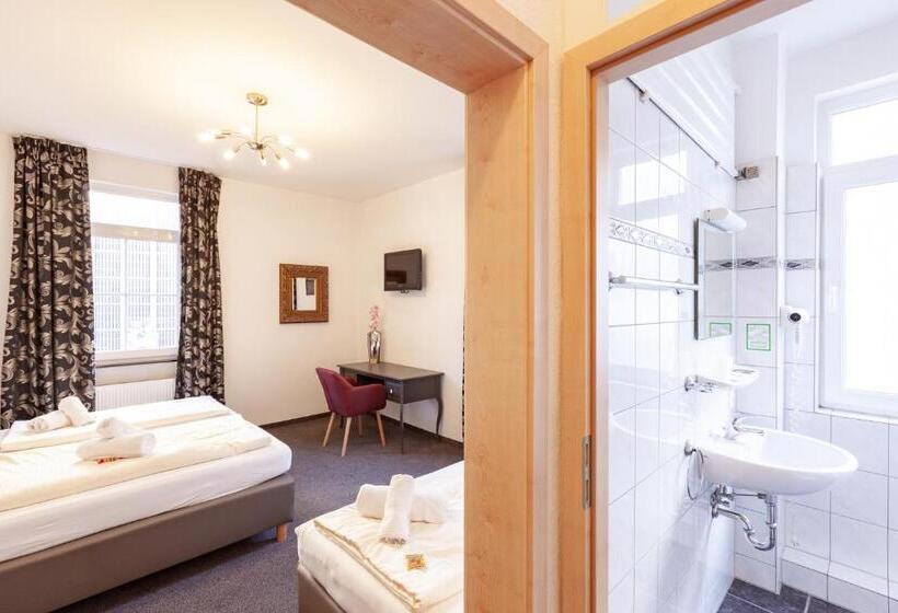 スタンダードトリプルルーム, Brauhotel Bonn