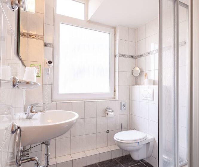 スタンダードトリプルルーム, Brauhotel Bonn