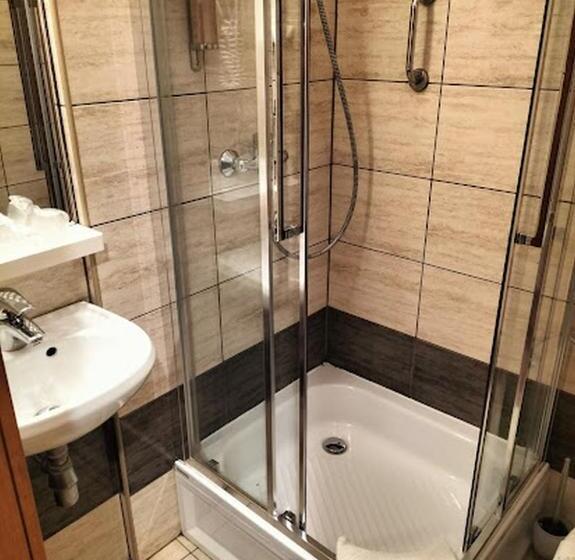 Номер Стандарт Индивидуальный, Chmielna Warsaw