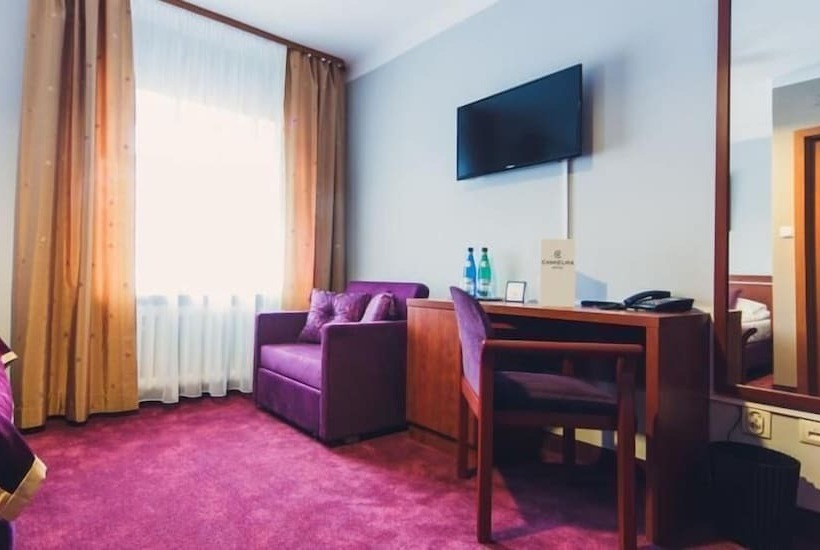 Номер Superior, Chmielna Warsaw