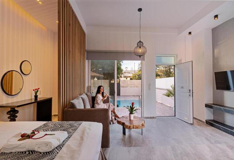 套房配有游泳池, Delfina Boutique