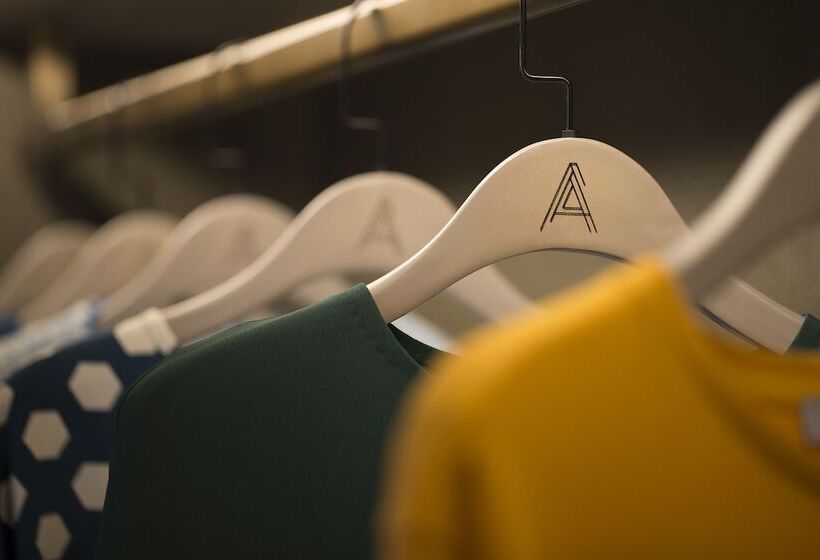 اتاق استاندارد, K11 Artus