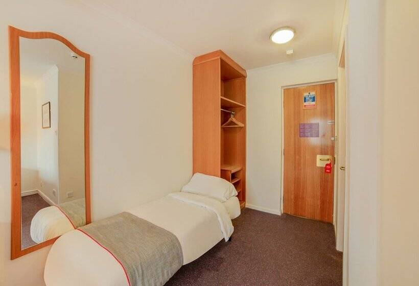 패밀리 룸, Lakeside Haydock Hotel, St Helens