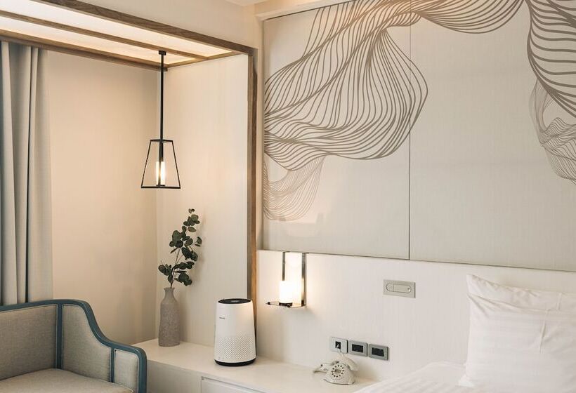 标准间, Syn Boutique