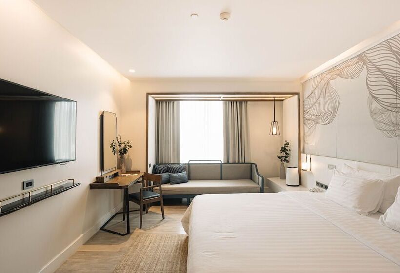 标准间, Syn Boutique