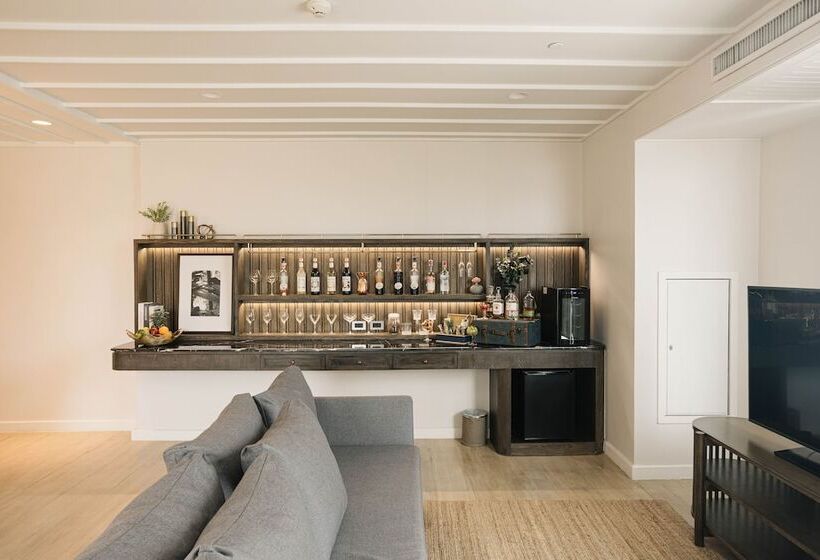 套房, Syn Boutique