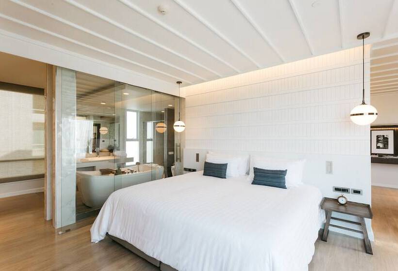 套房, Syn Boutique