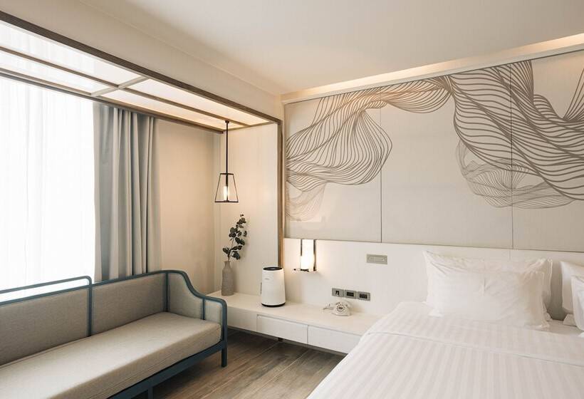 Номер Стандарт Вид на Бассейн, Syn Boutique