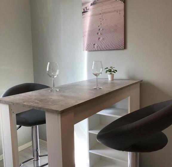 Номер Стандарт с Балконом, U. + Apartments