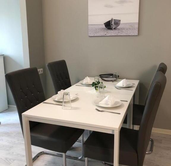 스탠다드 싱글 룸, U. + Apartments