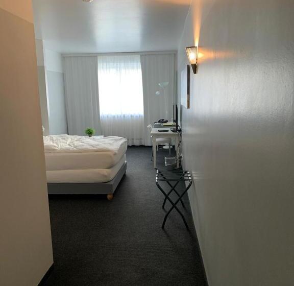 스탠다드 싱글 룸, U. + Apartments