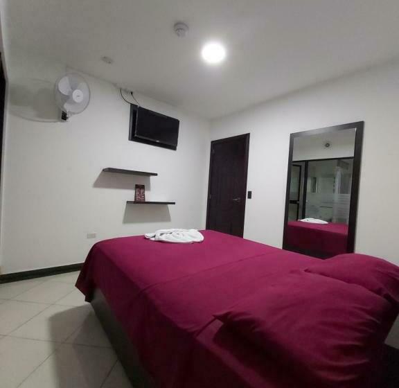 스탠다드 룸, Bryss