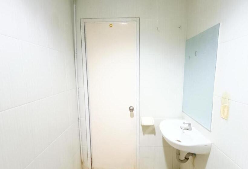 غرفة قياسية, Reddoorz At Rids Hotel Manado