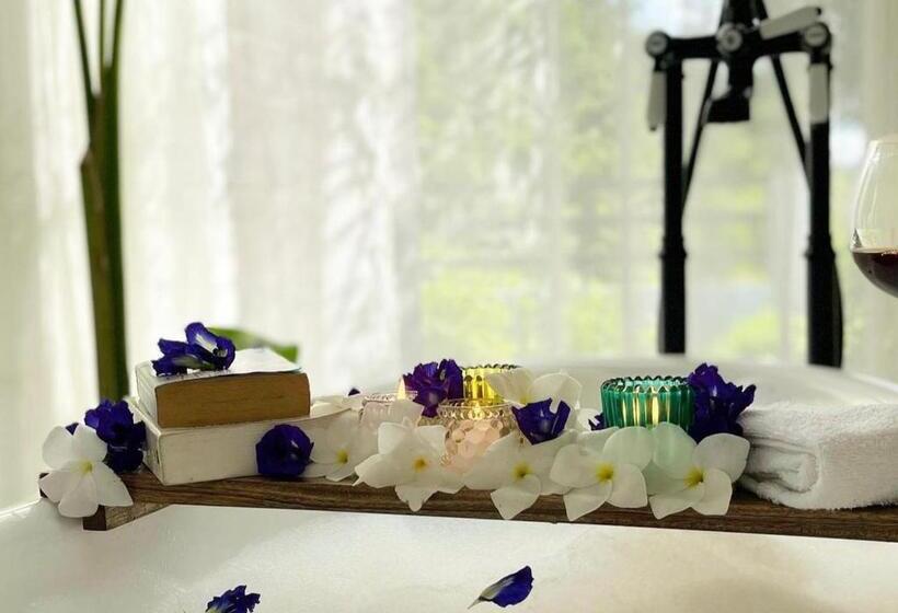 بانگلوی لوکس, Ahana Resort El Nido