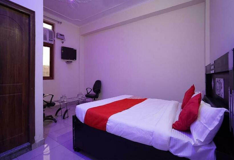 Трехместный Номер Классика, Oyo 49403 Osaka Inn