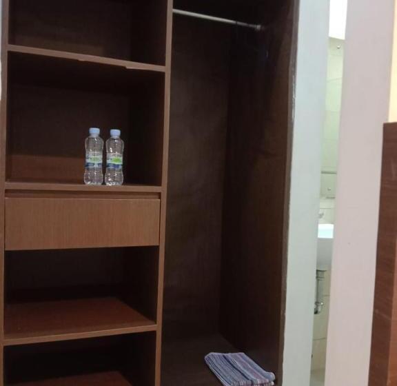 Cameră Deluxe, Puri Maju