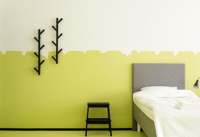 اتاق خانوادگی, Neotel