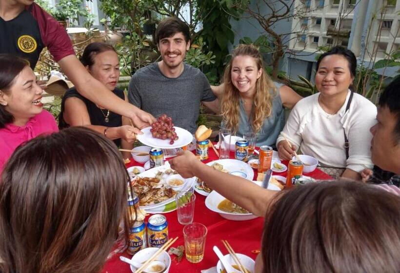 اتاق لوکس با بالکن, Cherry Garden Homestay