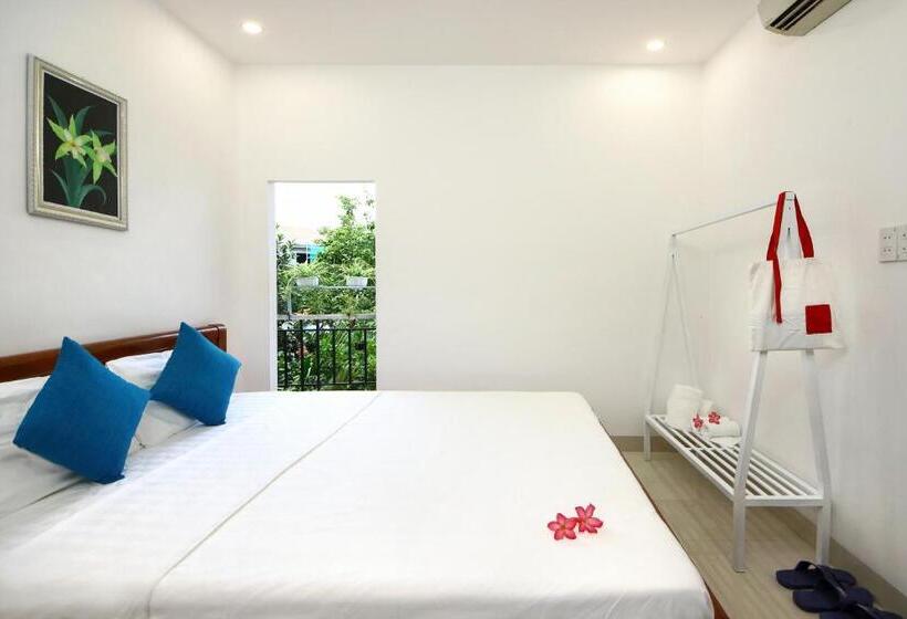 اتاق استاندارد با بالکن, Cherry Garden Homestay