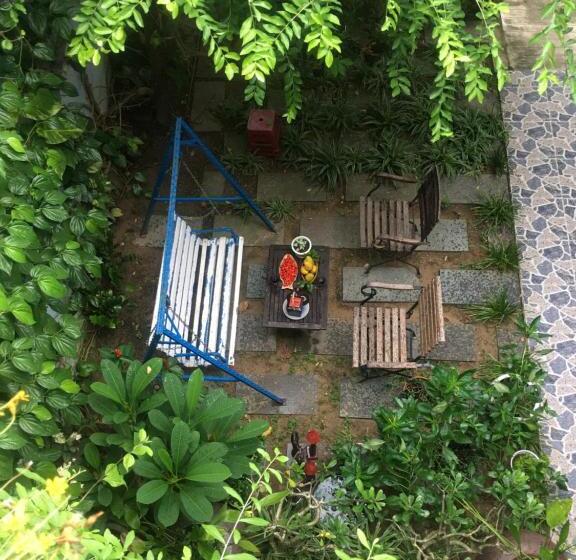 اتاق خانوادگی, Cherry Garden Homestay