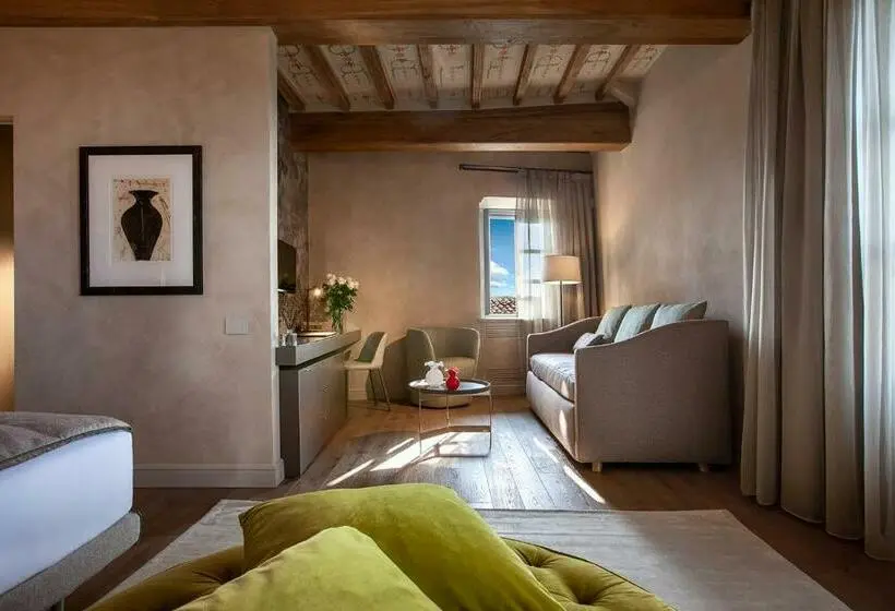 バルコニー付きジュニアスイート, Il Cortile Di San Michele