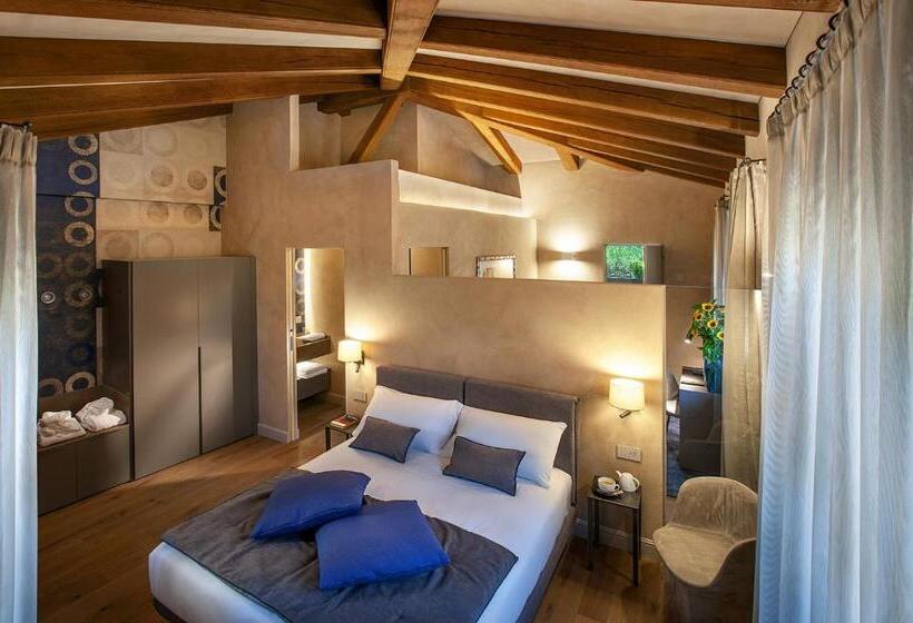 デラックスジュニアスイート, Il Cortile Di San Michele