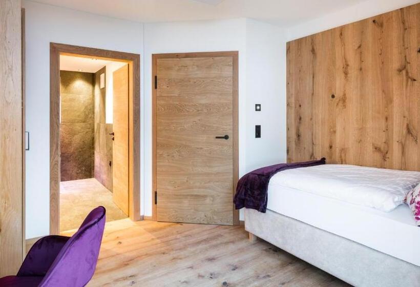 Номер Superior Одноместный, Boutiquehotel Die Alpbacherin
