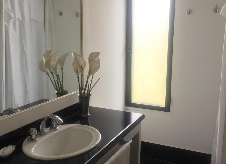 شقة غرفة واحدة مطلة على حمام السباحة, San Isidro