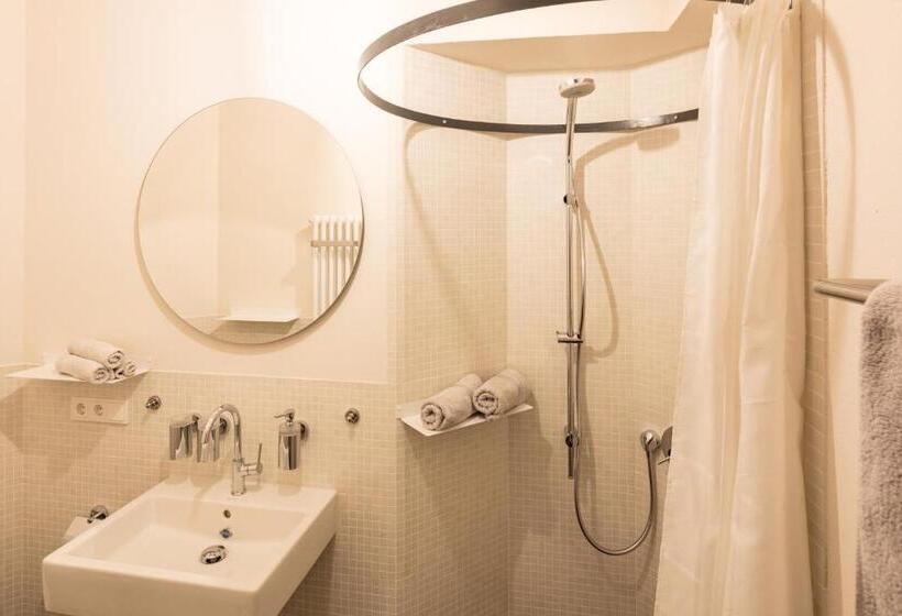 스탠다드 스튜디오 정원 전망, Schloss Prossen