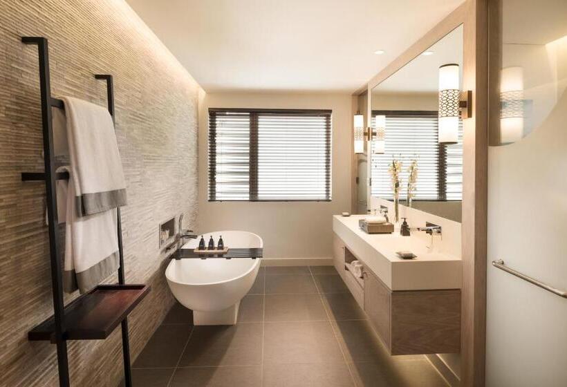 اتاق لوکس با چشمانداز باغ, Anantara Iko Mauritius Resort & Villas