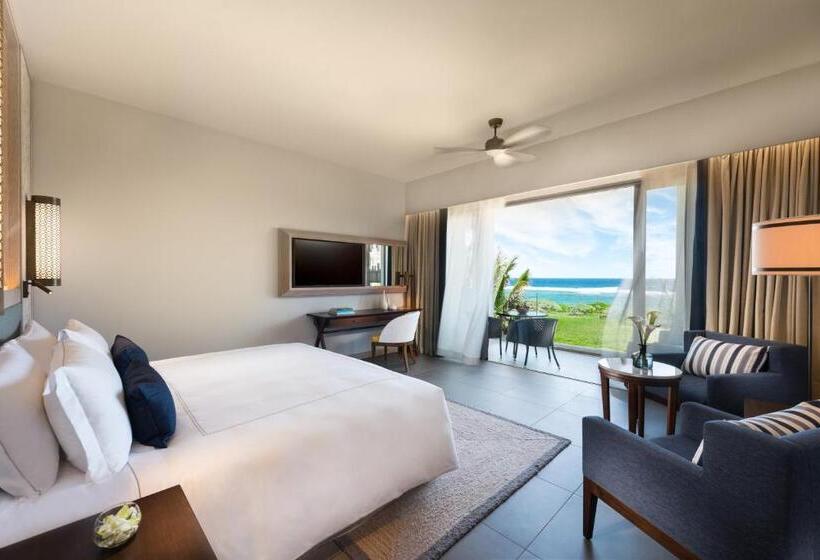 اتاق لوکس با چشمانداز دریا, Anantara Iko Mauritius Resort & Villas