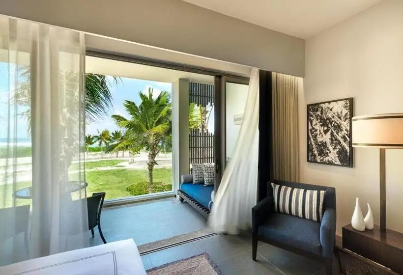 اتاق لوکس, Constance Le Chaland Iko Mauritius