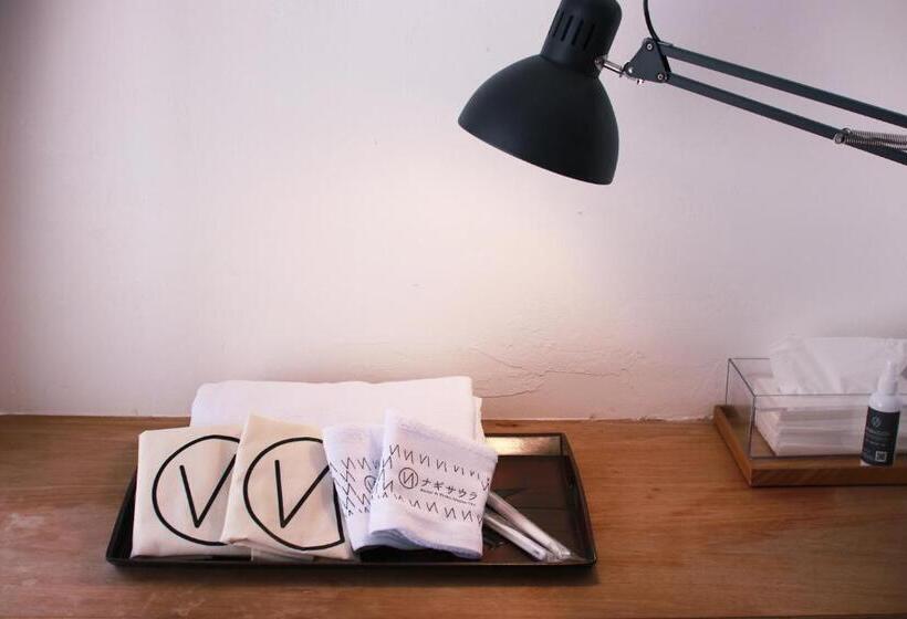 חדר סטנדרט לשלושה עם חדר אמבטיה משוף, Atelier & Hostel Nagaisa Ura