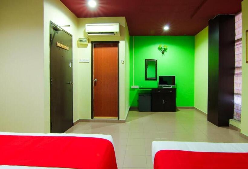 Familie Suite, Oyo 43962 Ezzy In