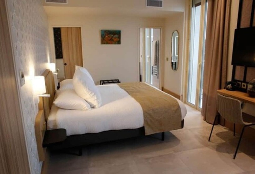 اتاق سوپریور با چشم‌انداز دریا, Splendid Hôtel & Spa