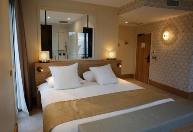 סוויטת ג'וניור נוף לים, Splendid Hôtel & Spa