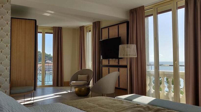 オーシャンビュージュニアスイート, Splendid Hôtel & Spa