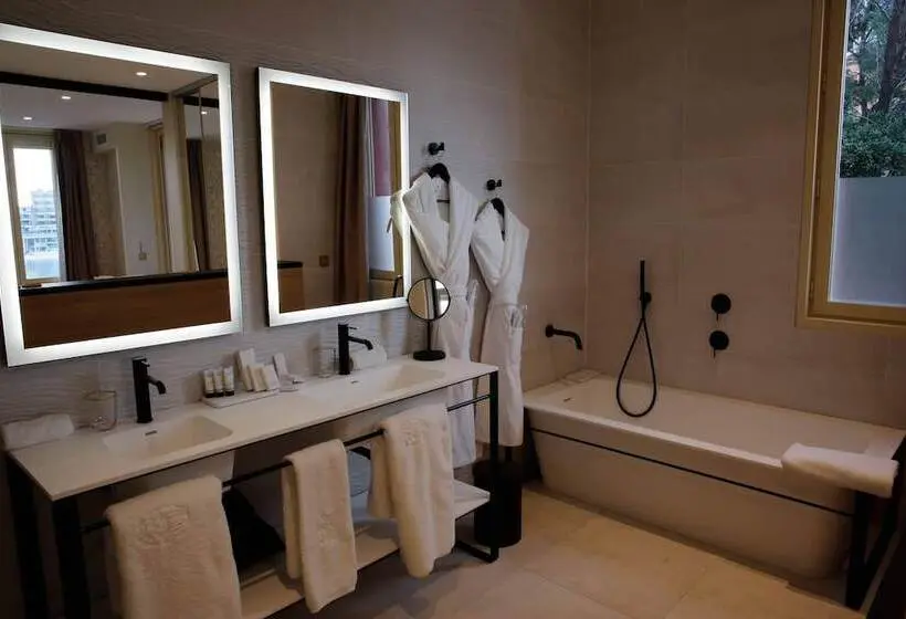 オーシャンビュースイート, Splendid Hôtel & Spa