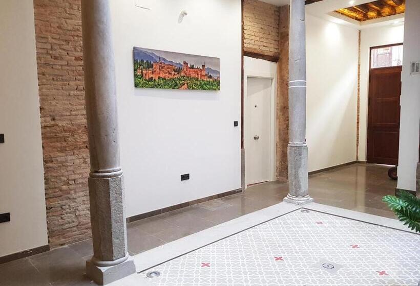 Апартаменты 1 Спальня, Apartamentos Granada Deluxe 3000