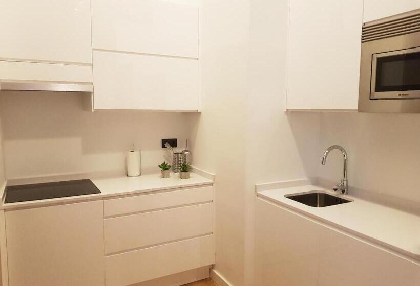 Апартаменты 2 Спальни, Apartamentos Granada Deluxe 3000