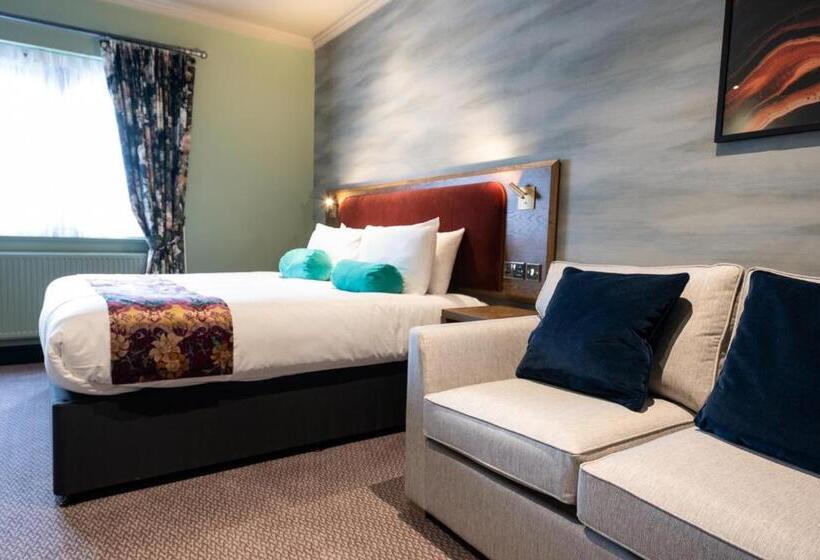 اتاق خانوادگی, The Pine Marten By Innkeeper S Collection