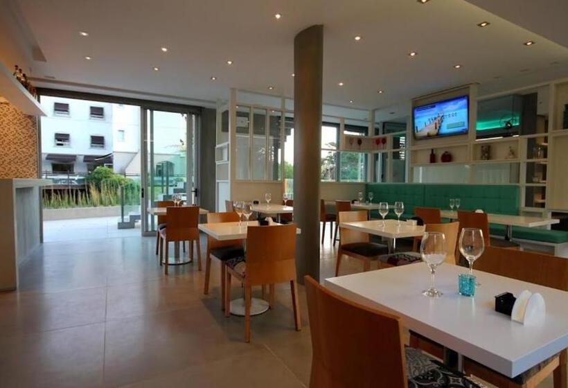 דירת חדר עם טרסה, La Gavea