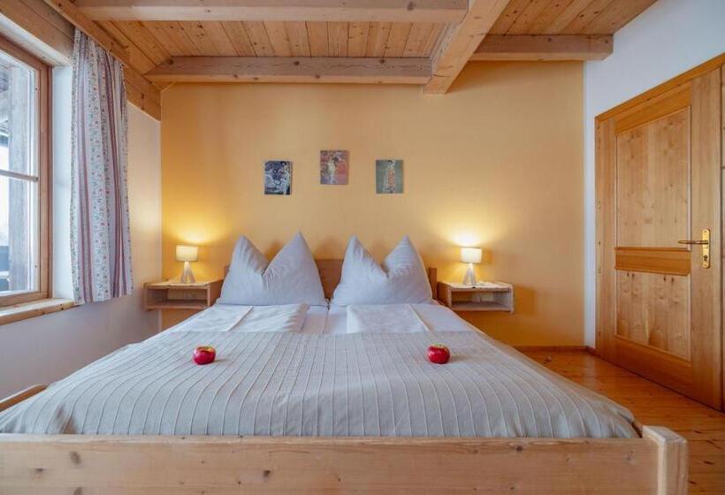 Номер Стандарт с Балконом, Schullerhof